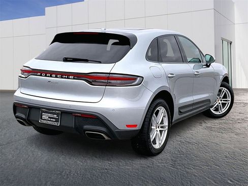 Used 2022 Porsche Macan image 7