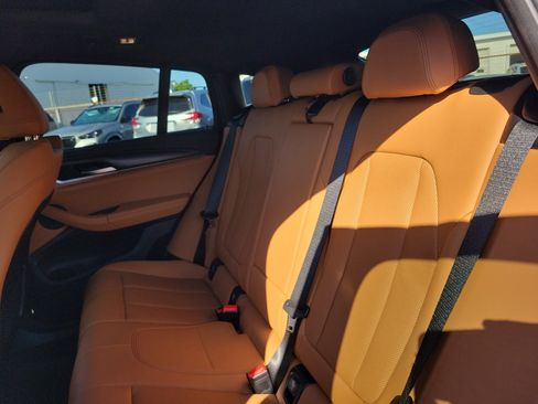 Used 2025 BMW X4 M40i AWD/4WD image 11