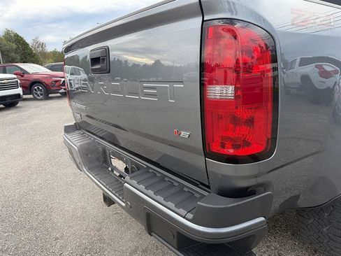 Used 2022 Chevrolet Colorado Z71 AWD/4WD image 26