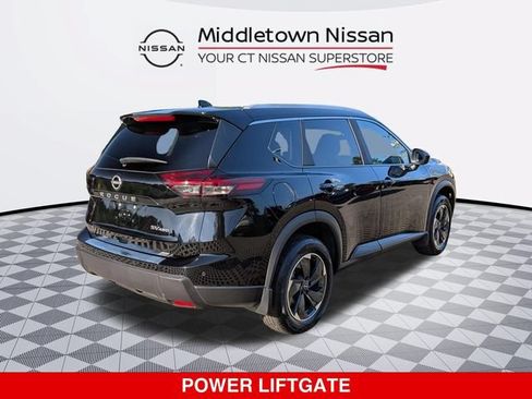 Certified 2024 Nissan Rogue SV w/ SV Premium Package AWD/4WD image 4