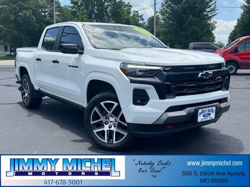 Used 2023 Chevrolet Colorado Z71 w/ Z71 Convenience Package 2 AWD/4WD image 1