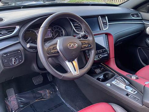 Used 2024 INFINITI QX50 Sport image 15