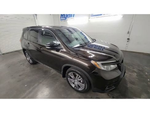 Used 2019 Honda Passport EX-L image 2