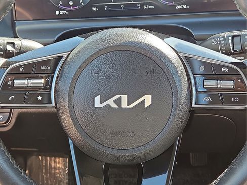 Used 2024 Kia Seltos EX image 31