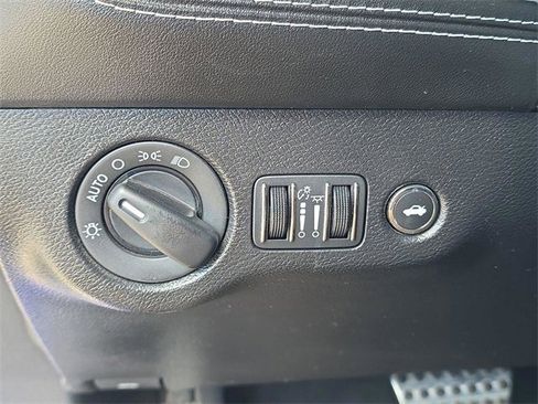 Used 2021 Dodge Challenger R/T Scat Pack image 15