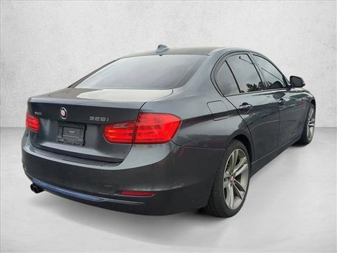 Used 2014 BMW 328i xDrive Sedan image 4