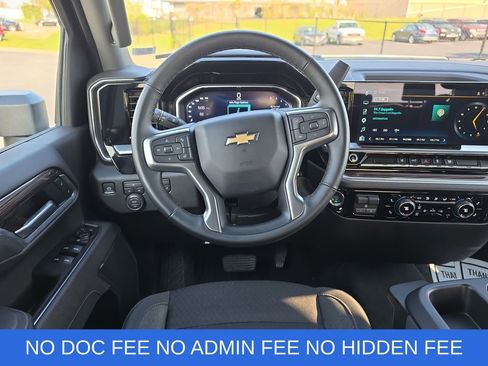 Used 2025 Chevrolet Silverado 2500 LT w/ Convenience Package AWD/4WD image 15