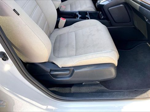 Used 2022 Honda CR-V EX image 36