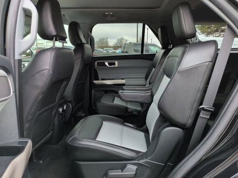 Certified 2023 Ford Explorer XLT w/ Equipment Group 202A image 15