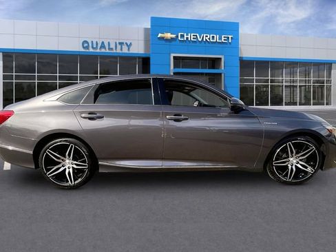Used 2022 Honda Accord Touring image 8
