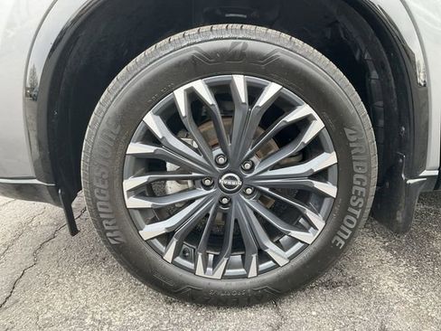 Certified 2025 Nissan Rogue Platinum w/ Platinum Premium Package image 9