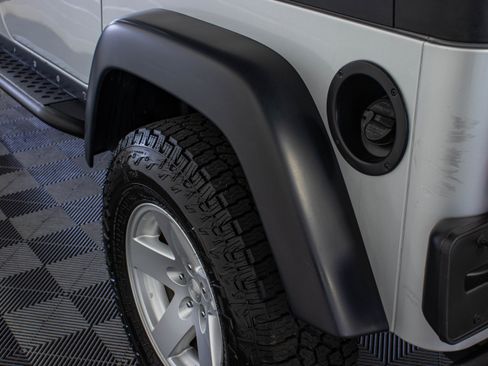 Used 2006 Jeep Wrangler Rubicon AWD/4WD image 16