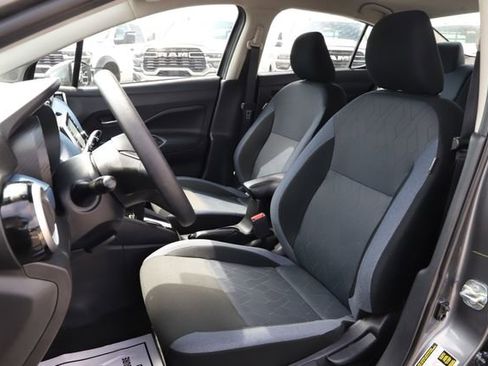 Used 2025 Nissan Versa SV FWD image 11