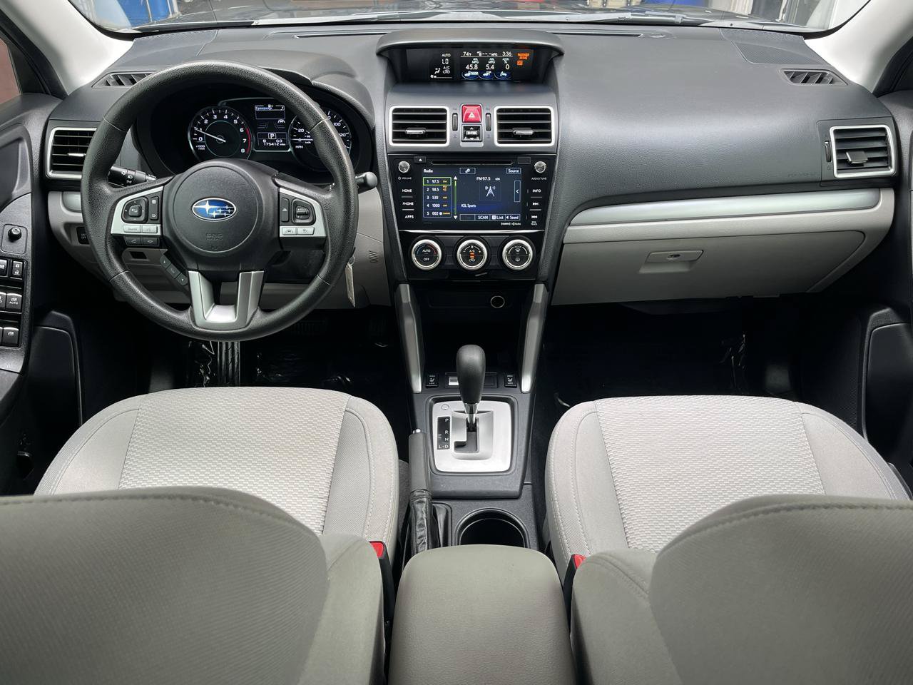 Used 2018 Subaru Forester 2.5i Premium AWD/4WD image 10