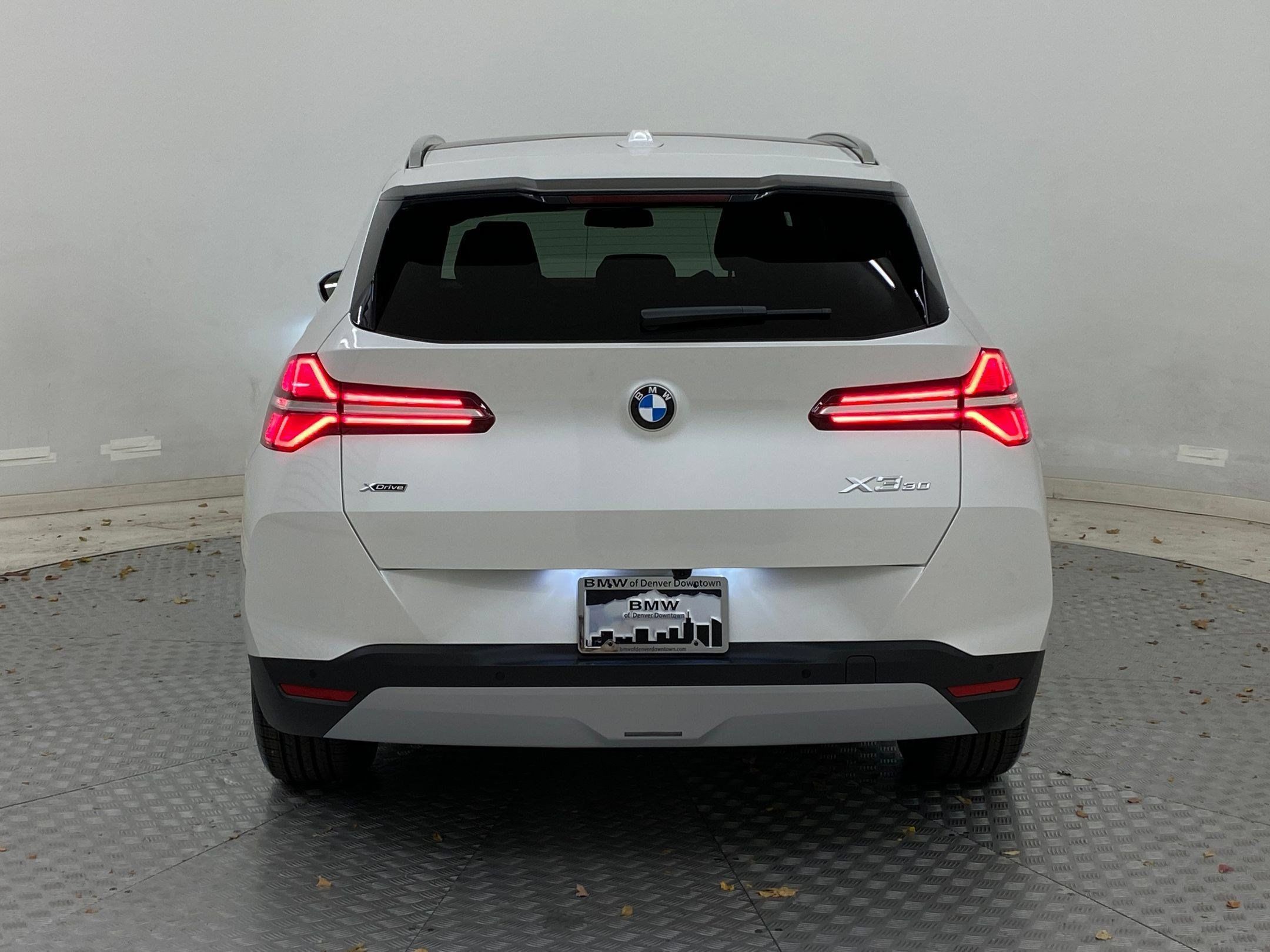 Used 2026 BMW X3 xDrive30i w/ Premium Package AWD/4WD image 9