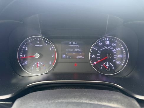 Used 2019 Kia Forte Sedan FWD image 22
