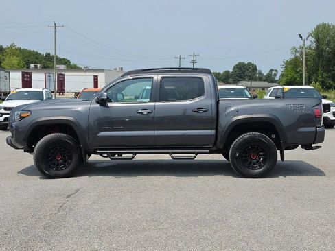 Used 2023 Toyota Tacoma TRD Pro AWD/4WD image 4