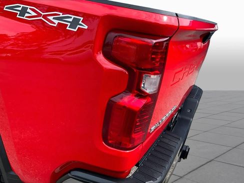 Used 2025 Chevrolet Silverado 2500 Custom w/ Custom Convenience Package AWD/4WD image 29