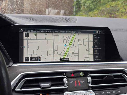 Used 2022 BMW X5 xDrive45e image 24