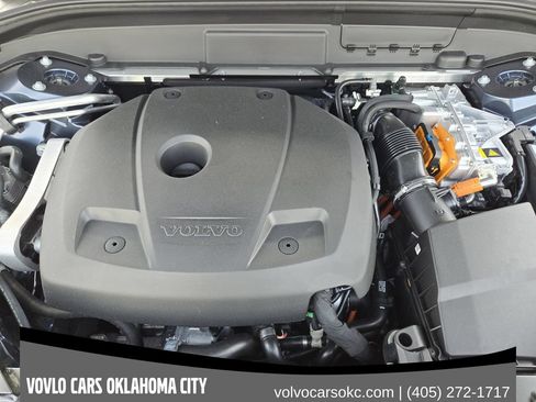 Used 2026 Volvo XC60 T8 Ultra w/ Protection Package Premier AWD/4WD image 31