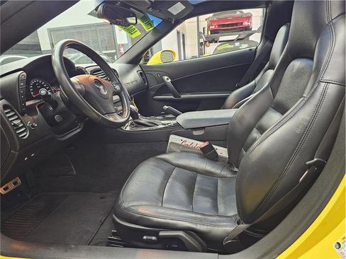 Used 2010 Chevrolet Corvette Grand Sport w/ Preferred Equipment Group RWD image 9