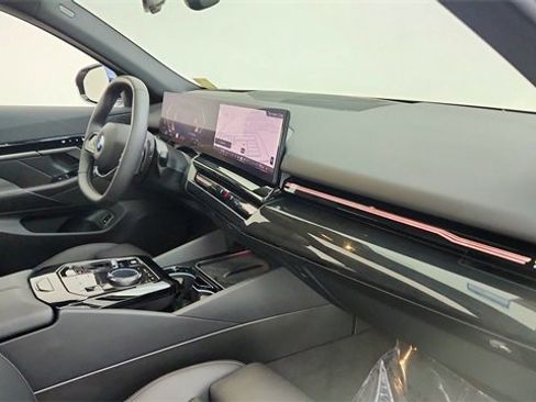 Used 2026 BMW 530i image 20