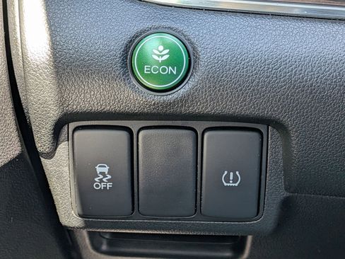 Used 2016 Honda CR-V EX-L image 18