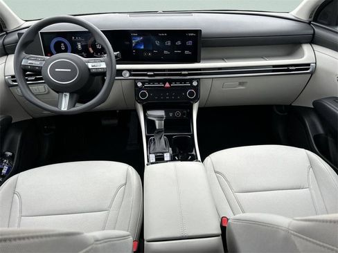 New 2026 Hyundai Tucson SEL image 9