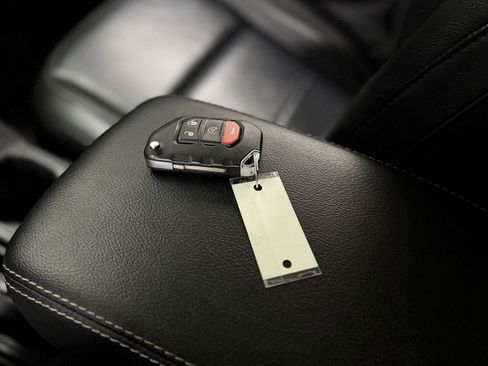 Used 2023 Jeep Wrangler Sahara w/ Cold Weather Group image 21