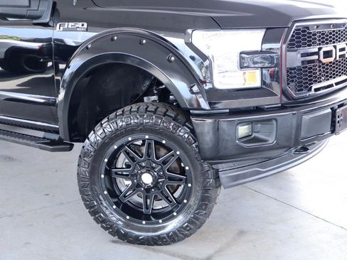 Used 2017 Ford F150 XLT w/ Equipment Group 302A Luxury AWD/4WD image 4