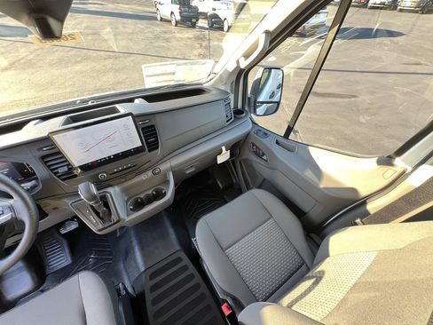 New 2026 Ford Transit 250 148 Medium Roof Extended AWD w/ Load Area Protection Package image 25