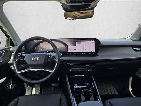 Certified 2026 Audi Q3 quattro 2.0T AWD/4WD image 17