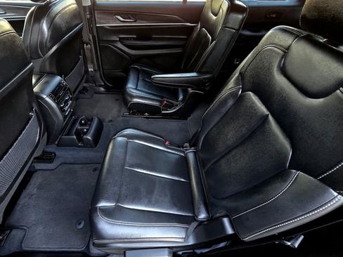 Certified 2023 Jeep Grand Cherokee L Limited image 20