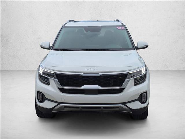 Used 2022 Kia Seltos SX w/ Sunroof Package AWD/4WD image 2