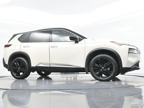 Used 2023 Nissan Rogue SL FWD image 44