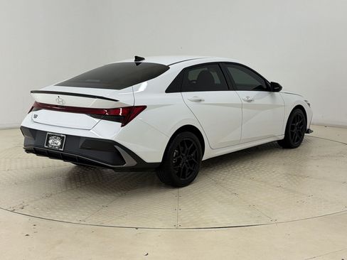 Used 2026 Hyundai Elantra Sport FWD image 9