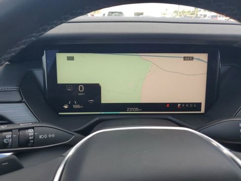 Certified 2025 GMC Acadia Elevation image 37