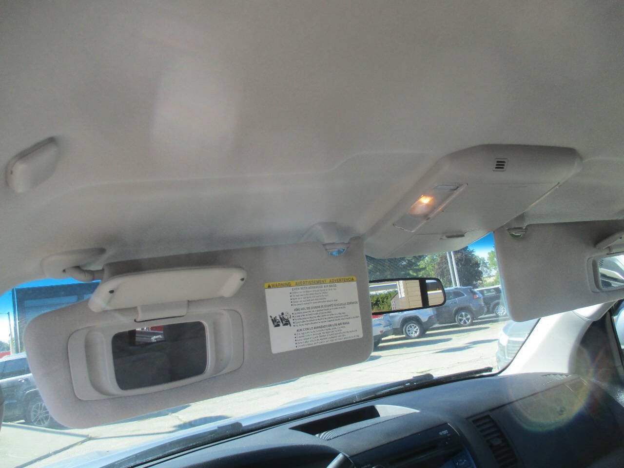 Used 2011 Toyota Tundra 4x4 Double Cab w/ Tow Pkg image 34