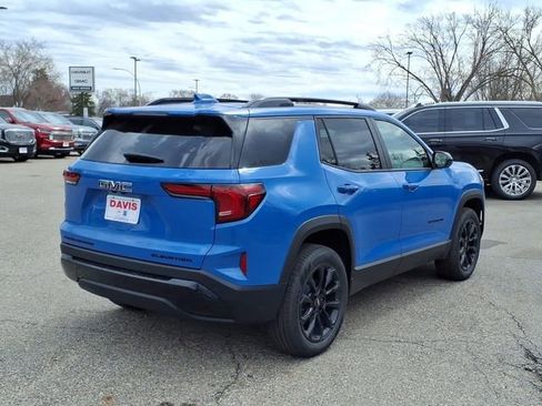 New 2026 GMC Terrain Elevation w/ Elevation Premium Package AWD/4WD image 3