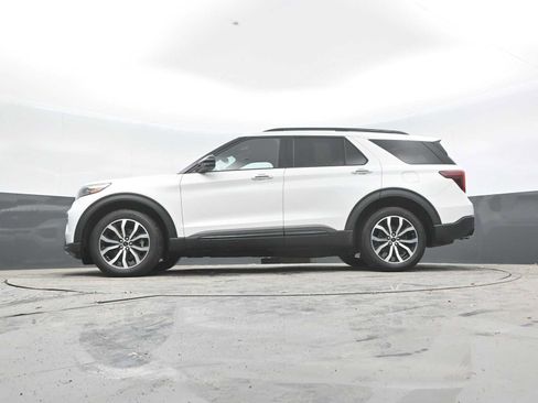 Used 2020 Ford Explorer ST w/ Premium Technology Package AWD/4WD image 25