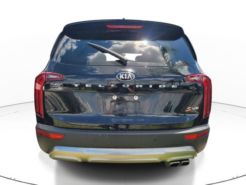 Used 2021 Kia Telluride S FWD image 5
