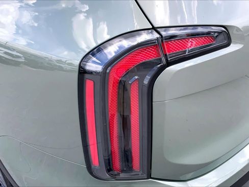 Used 2024 Kia Telluride SX X-Line AWD/4WD image 29