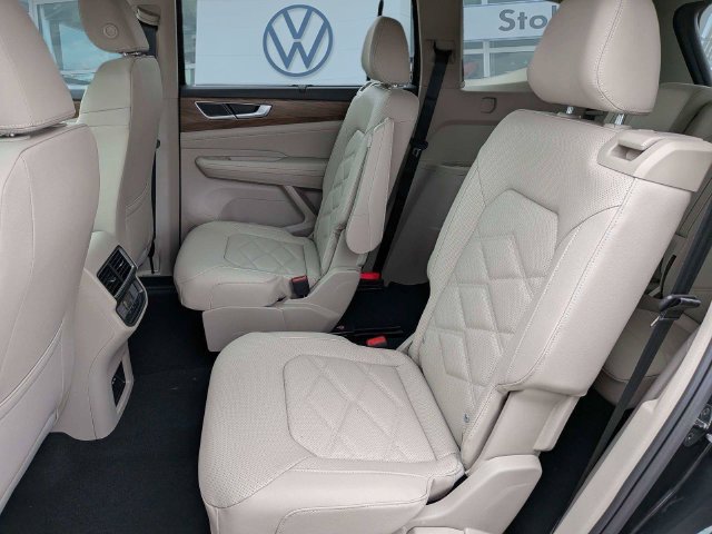 New 2026 Volkswagen Atlas SE FWD image 15