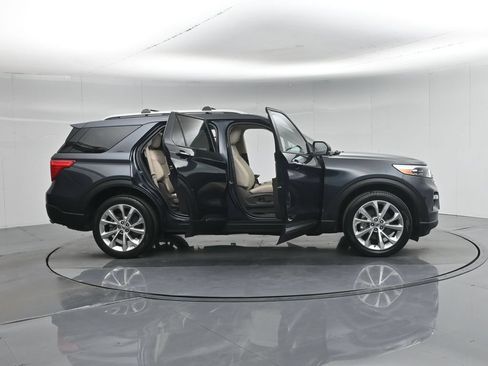 Certified 2023 Ford Explorer Platinum AWD/4WD image 5