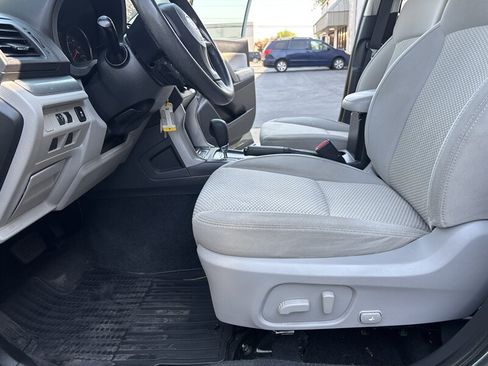 Used 2015 Subaru Forester 2.5i Premium AWD/4WD image 20