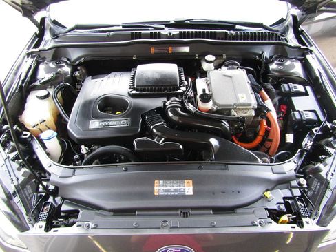 Used 2018 Ford Fusion S FWD image 36