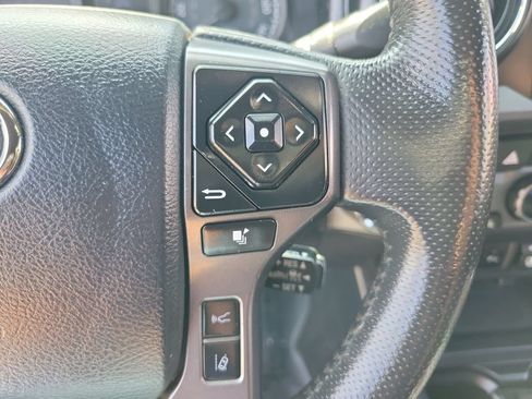 Used 2018 Toyota Tacoma TRD Pro AWD/4WD image 26