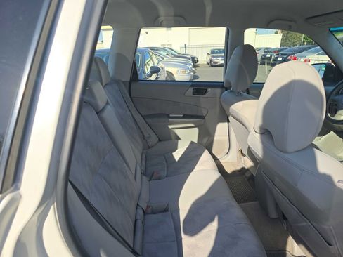 Used 2010 Subaru Forester 2.5X w/ Popular Equipment Group 1A AWD/4WD image 16