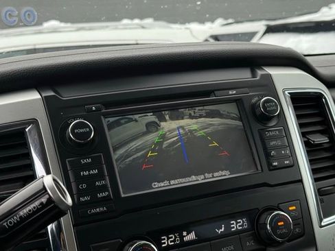 Used 2016 Nissan Titan XD image 4