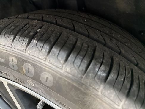 Used 2024 Toyota Camry SE image 38